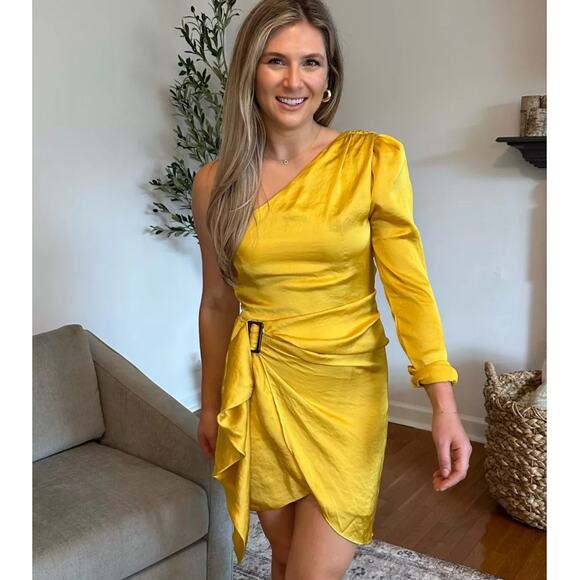 Lovers & Friends Ana Dress‎ Yellow One Shoulder Puff Sleeve Satin Mini Sz S - Picture 1 of 16